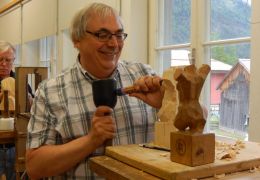 kurs-holzbildhauern-23.jpg